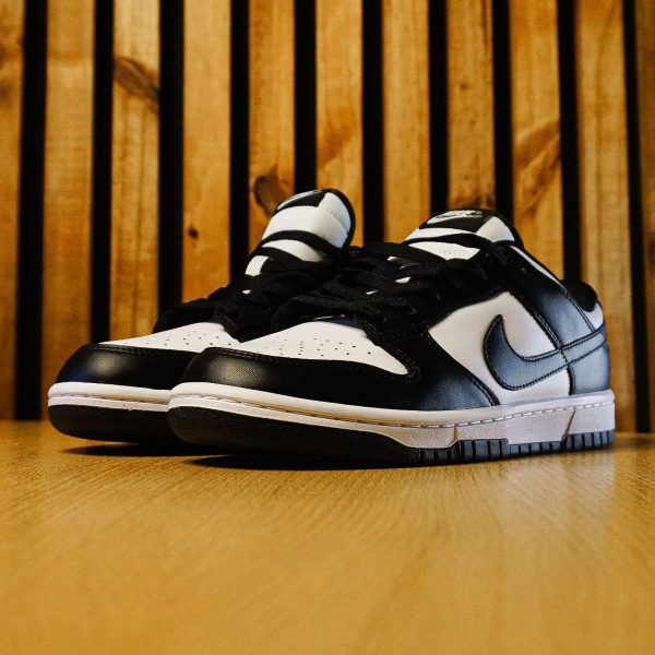 Nike Dunk Low Retro - Image 2
